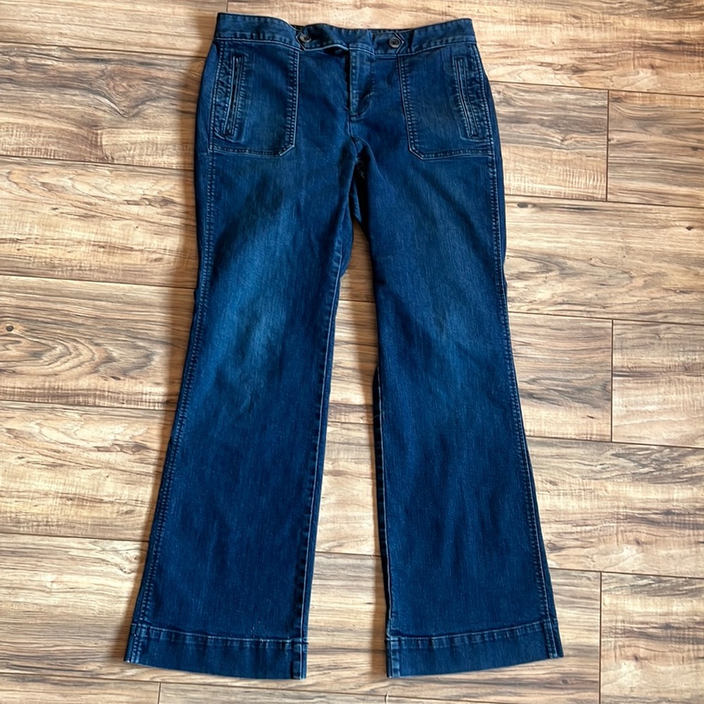Ann Taylor Loft Curvy Flare Trouser Jeans size 10